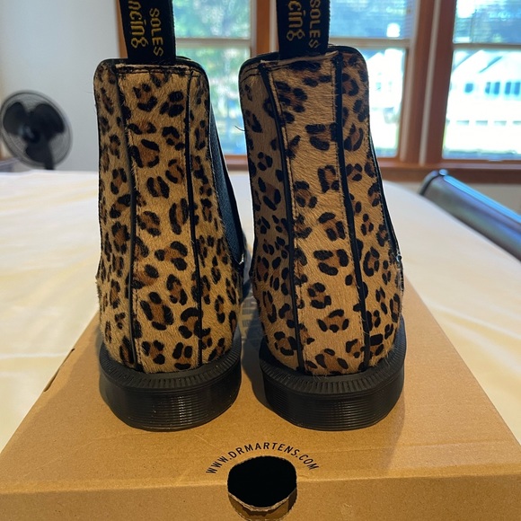 Dr Martens Flora Leopard Chelsea Boots - Sz 8 - EUC - Picture 4 of 12